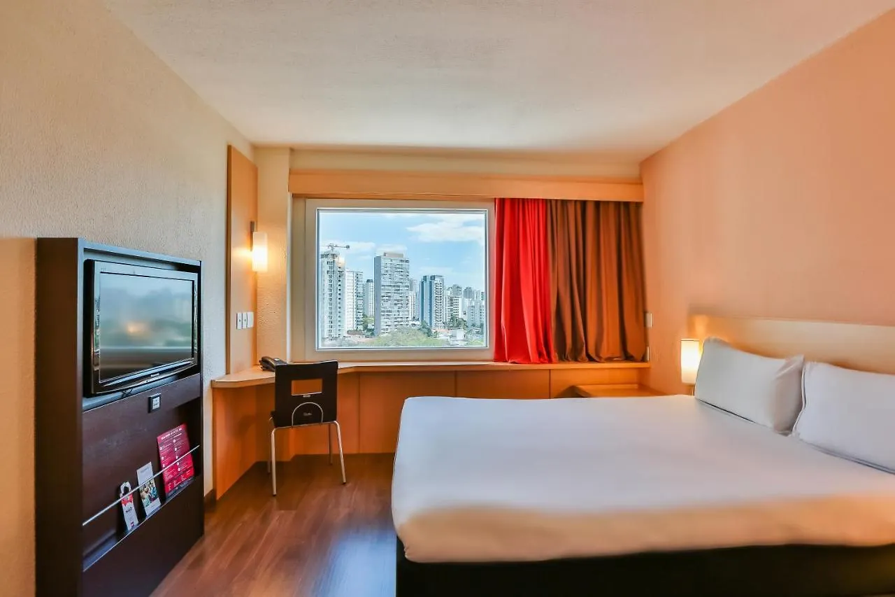 Ibis Sao Paulo Congonhas Hotel 3*,